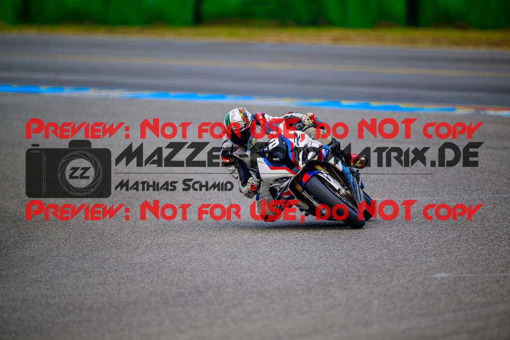 MaZZes_Fotomatrix_20250929_6007705_5664-2 | WEISS