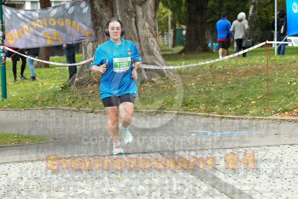 231015_1135_EX1_4241 | Sportfotografie im Rhein-Sieg Kreis, Köln, Bonn, NRW, Rheinland Pfalz, Hessen, etc. Unser Tätigkeitsfeld umfasst den Laufsport vom Volkslauf über den Marathon, Duathlon, Triathon bis zum Ultralauf wie Kölnpfad Ultra oder Schindertrail.
