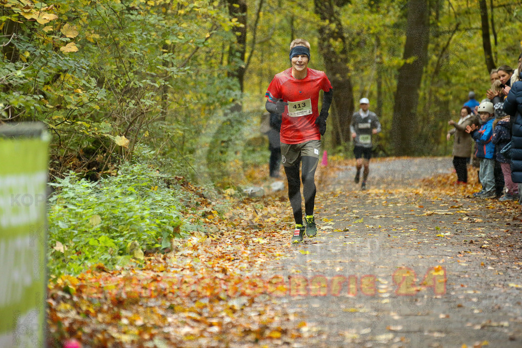 251026_1220_EX1_0111 | Sportfotografie im Rhein-Sieg Kreis, Köln, Bonn, NRW, Rheinland Pfalz, Hessen, etc. Unser Tätigkeitsfeld umfasst den Laufsport vom Volkslauf über den Marathon, Duathlon, Triathon bis zum Ultralauf wie Kölnpfad Ultra oder Schindertrail.