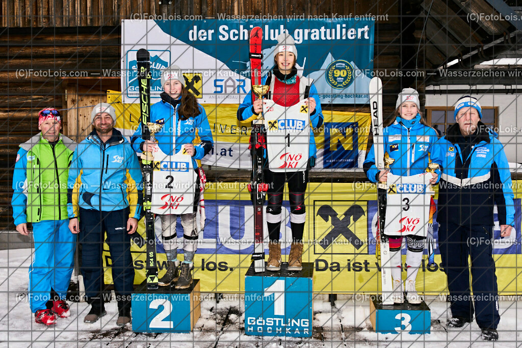 ALP3867_NWC-RTL_Hochkar_Siegerehrung_S16w | (C)FotoLois.com, Alois Spandl, NÖ RAIKA Club-Nachwuchscup_Giant Slalom am Hochkar/Draxlerloch, So 15. Jänner 2023.