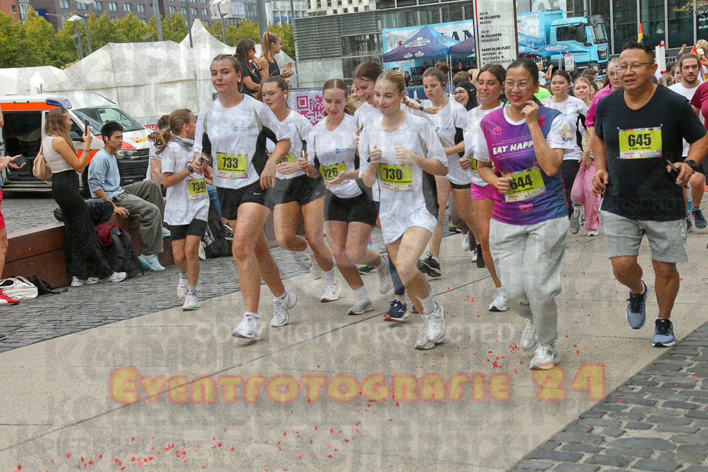 250920_1300_EX1_3759 | Sportfotografie im Rhein-Sieg Kreis, Köln, Bonn, NRW, Rheinland Pfalz, Hessen, etc. Unser Tätigkeitsfeld umfasst den Laufsport vom Volkslauf über den Marathon, Duathlon, Triathon bis zum Ultralauf wie Kölnpfad Ultra oder Schindertrail.