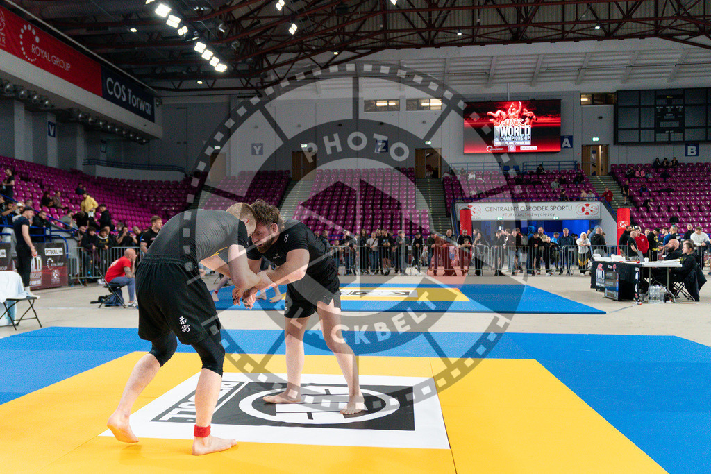 20250517PBB3597 | Athletes compete during the first day of the ADCC Amateur World Championship on May 15, 2025 in Warsaw, Poland. © Chiara Dazi / photoblackbelt