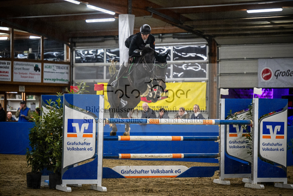 DOS_0749 | Entdecke hochwertige Reitturnierfotos von Foto Oger. Professionell, emotional und authentisch – jetzt Lieblingsmomente im Shop bestellen.Deutschlandweite Turnierfotografie. - Realisiert mit Pictrs.com