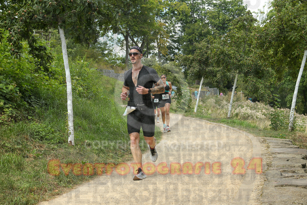 250824_1417_EX1_5706 | Sportfotografie im Rhein-Sieg Kreis, Köln, Bonn, NRW, Rheinland Pfalz, Hessen, etc. Unser Tätigkeitsfeld umfasst den Laufsport vom Volkslauf über den Marathon, Duathlon, Triathon bis zum Ultralauf wie Kölnpfad Ultra oder Schindertrail.