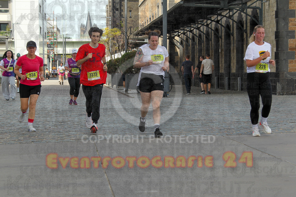 250920_1337_EV4_6302 | Sportfotografie im Rhein-Sieg Kreis, Köln, Bonn, NRW, Rheinland Pfalz, Hessen, etc. Unser Tätigkeitsfeld umfasst den Laufsport vom Volkslauf über den Marathon, Duathlon, Triathon bis zum Ultralauf wie Kölnpfad Ultra oder Schindertrail.