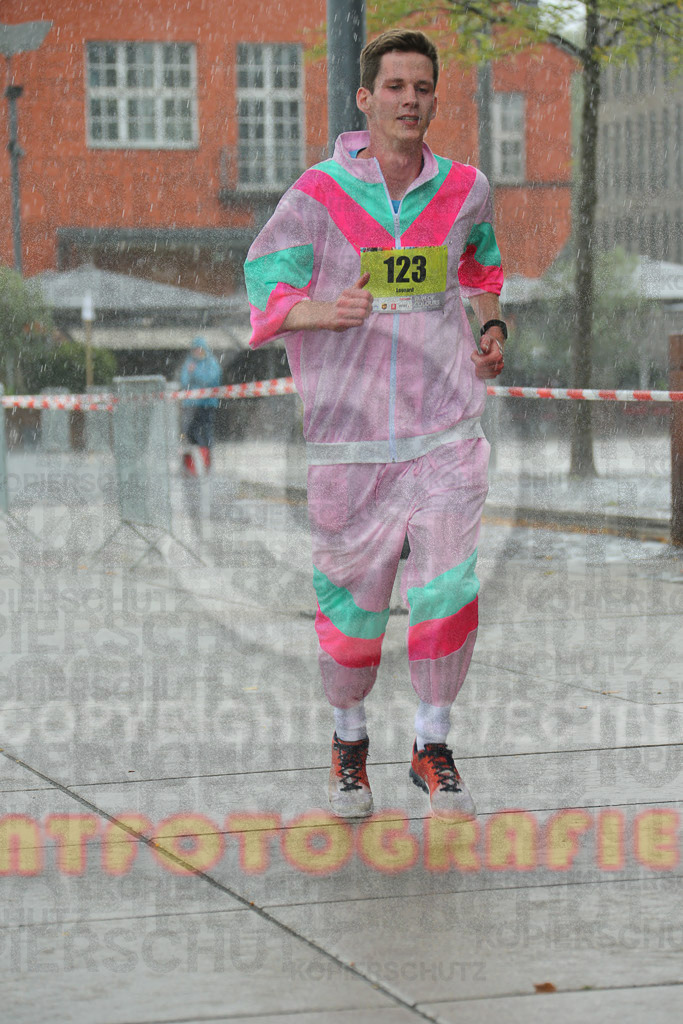 220917_1504_EX1_4606 | Sportfotografie im Rhein-Sieg Kreis, Köln, Bonn, NRW, Rheinland Pfalz, Hessen, etc. Unser Tätigkeitsfeld umfasst den Laufsport vom Volkslauf über den Marathon, Duathlon, Triathon bis zum Ultralauf wie Kölnpfad Ultra oder Schindertrail.