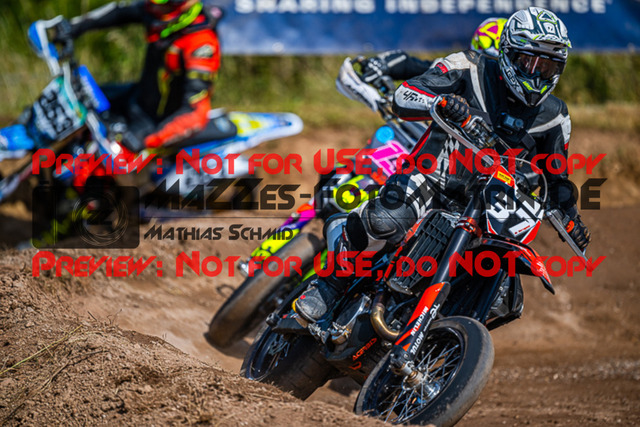 MaZZes_FotoMatrix_220619_0822 | S4