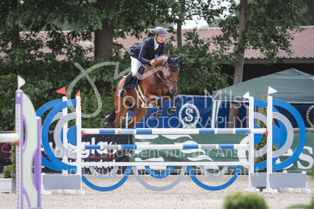 220614_Mühlen_SprPfM-608 | Late Entry Mühlen
Springprüfung Kl.M* 6-8j. Pferde gl. Einlaufprüfung für 6j. Pferde
14.06.2022