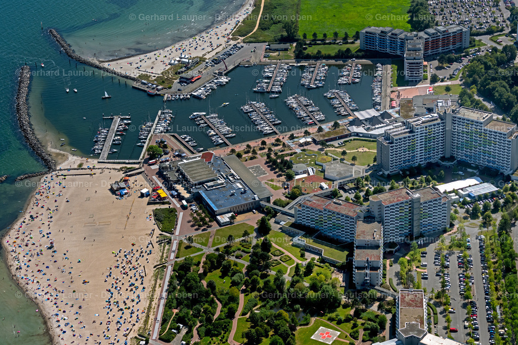 4037847 | DAMP 07.08.2020 Gebäudekomplex der Hotelanlage "Ostseehotel Midgard" am Seeuferweg im Ortsteil Ostseebad Damp in Damp im Bundesland Schleswig-Holstein, Deutschland. Weiterführende Informationen bei: ostsee resort damp GmbH. // Complex of the hotel building "Ostseehotel Midgard" on Seeuferweg in the district Ostseebad Damp in Damp in the state Schleswig-Holstein, Germany. Further information at: ostsee resort damp GmbH. Foto: Gerhard Launer