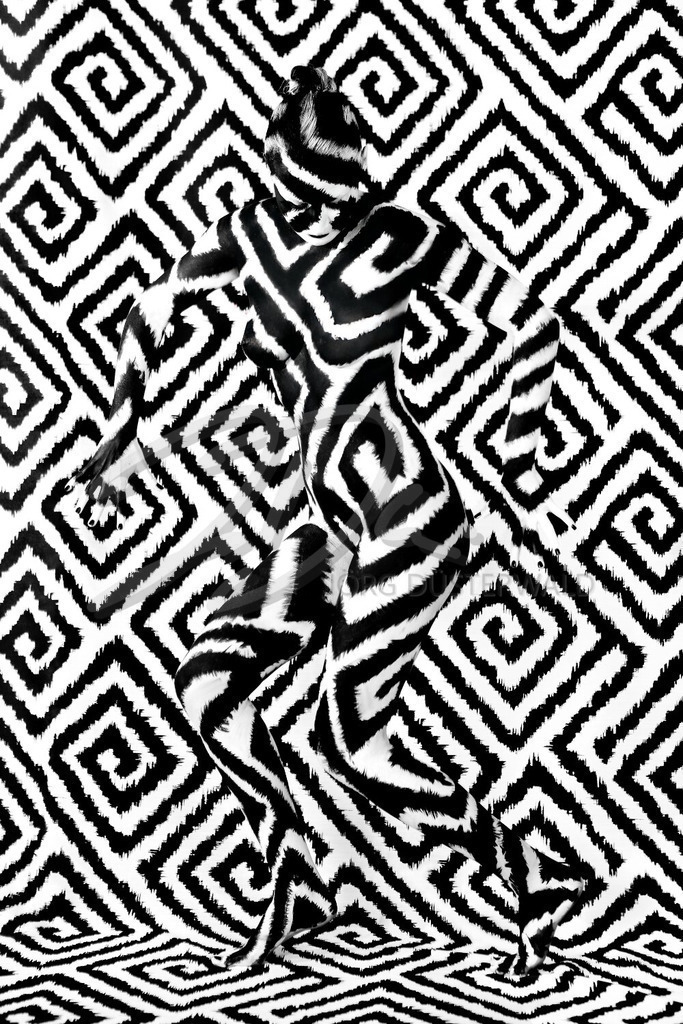 Bodypainting-GRAPHIC_9560 | #010 | Modell: Katey | Foto: Uwe Schmida - Realisiert mit Pictrs.com