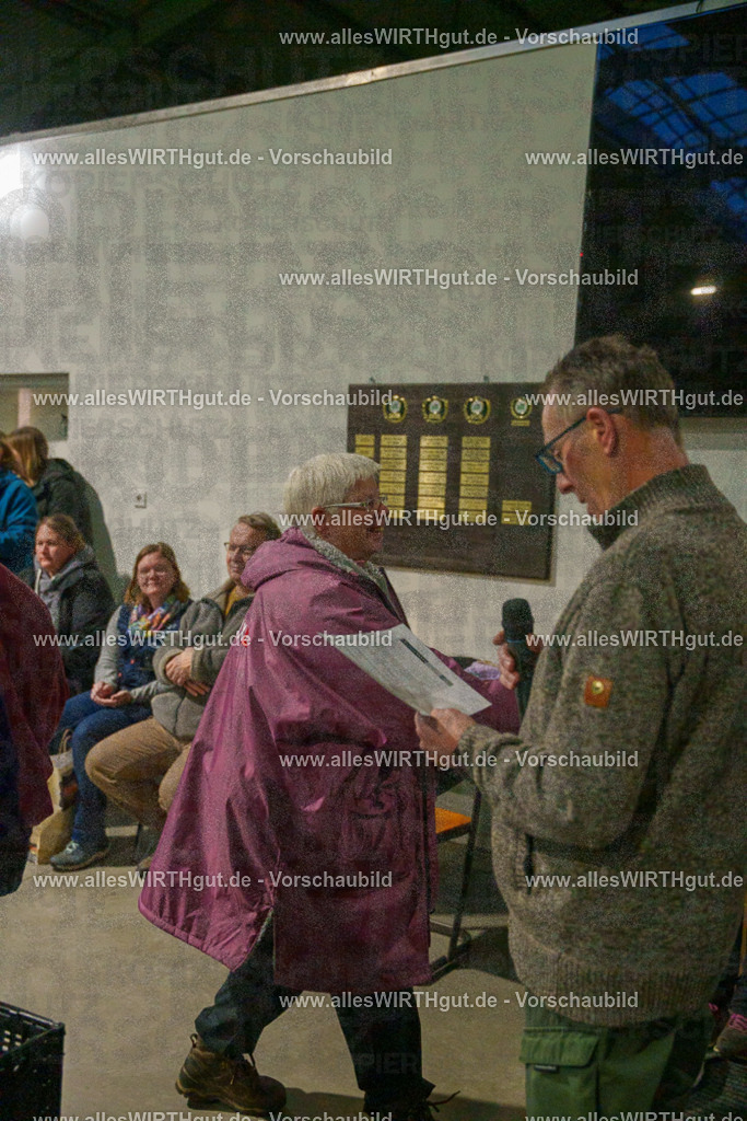 7R504851 | Professionelle Tierfotografie in Mönchengladbach von Daniel Wirth (allesWIRTHgut). Liebevolle & natürliche Bilder von Hunden & Katzen für unvergessliche Erinnerungen.