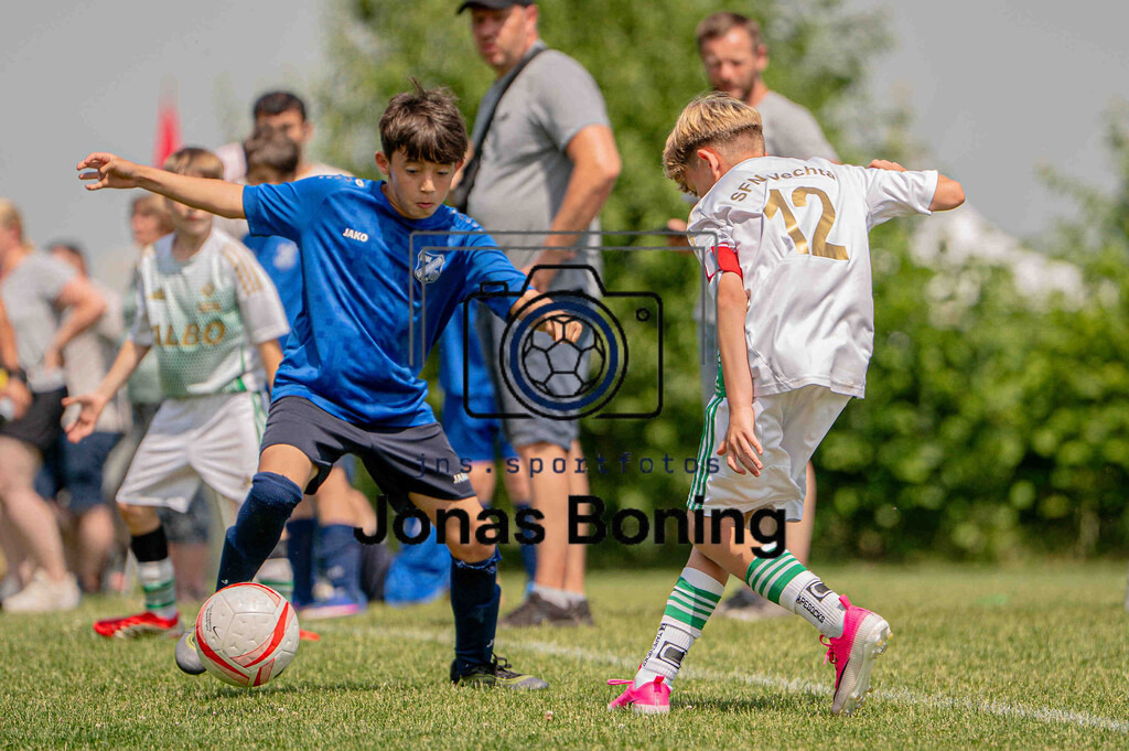 Fußball I E-Junioren I Saison 2025-2026 I OM-Cup Lüsche I Sonntag  I 23833 | jns.sportfotos - Realisiert mit Pictrs.com