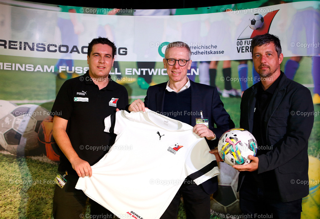 VEREINSCOACHING2023_001 | V.L. RAPHAEL OBERNDORFINGER (OOEFV),PETER STOEGER UND GERALD SCHEIBLEHNER (OOEGKK)