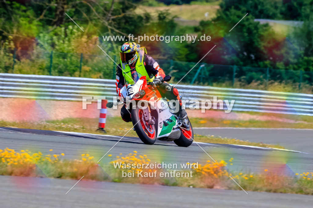 _TCM4810 | Hier findet Ihr Bilder von Touristenfahrten auf der Nürburgring Nordschleife oder von anderen Veranstaltungen die ich besucht habe. Viel Spass beim Durch Schauen 