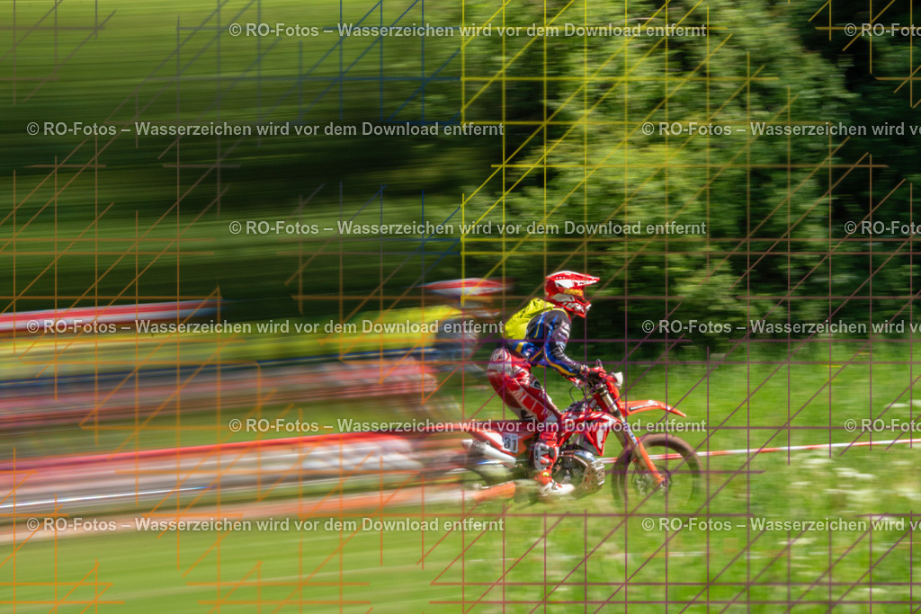 Wolfshausen 2 Lauf -773 | Sportfotografie von RO-Fotos: Motorsport, Motocross, Enduro, Laufveranstaltungen und Triathlon. Professionelle Fotos von Sportlern und Events. - Realisiert mit Pictrs.com