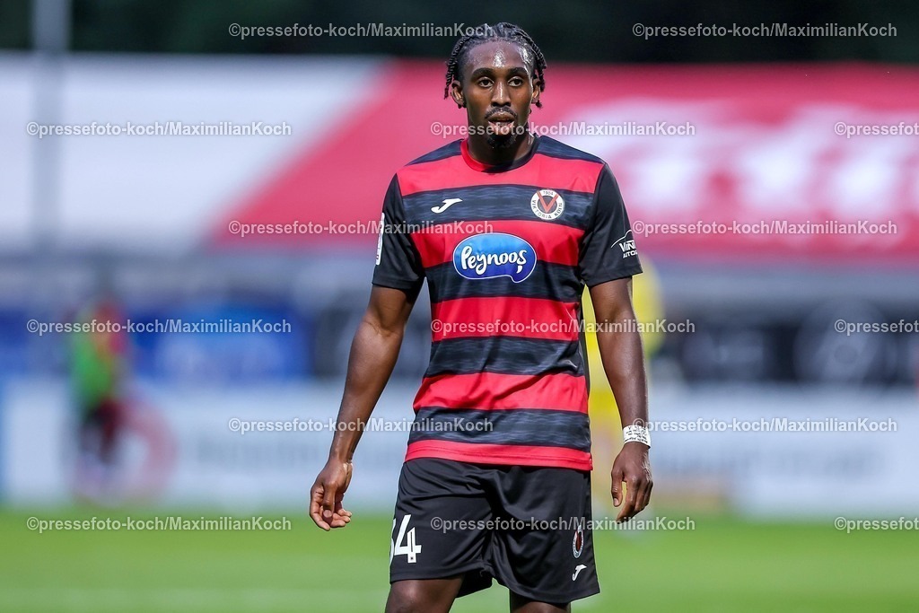 FCVK16092501042 | 16.09.2025, Fußball, FC Viktoria Köln – TSG 1899 Hoffenheim II, 3.Liga, Sportpark Höhenberg, Saison 2025 2026: Frank Ronstadt (Viktoria Koeln # 34)  DFB regulations prohibit any use of photographs as image sequences and or quasi-video.
