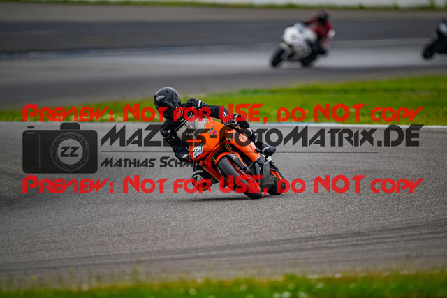 MaZZes_FotoMatrix_240701_6007705_8618 | ROT