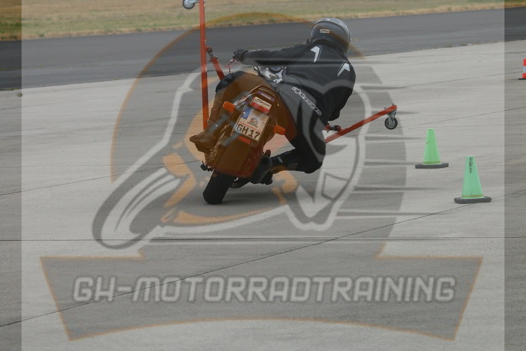 IMG_3319 | gh-motorradtraining-foto.de - Realisiert mit Pictrs.com