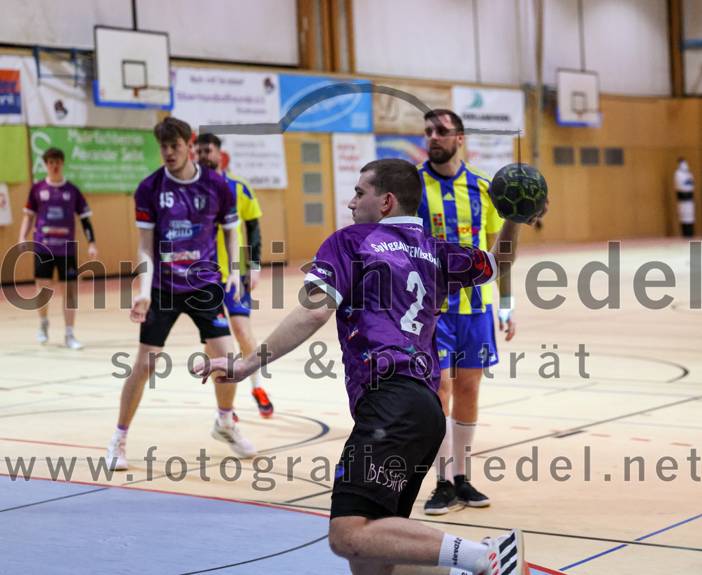 2023-03-11_055_SpVgg_Altenerding_gegen_SSG_Metten | Erding, Deutschland, 11.03.2023:
Handball, Bezirksoberliga Männer 2022 / 2023, 17. Spieltag, SpVgg Altenerding gegen SSG Metten, Endergebnis: 26:22

Joseph Wyhnalek (SpVgg Altenerding, #2)

Foto: Christian Riedel / fotografie-riedel.net