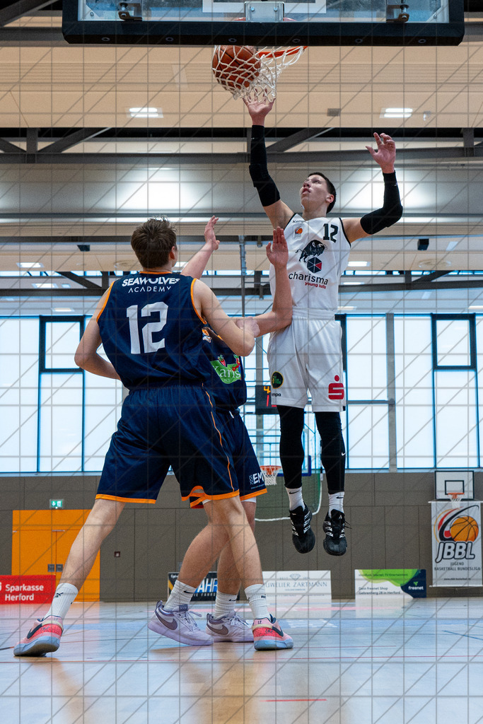 JBBL Relegation Gruppe 1 25/26 | Spieltag 10 | Charisma Young Bulls vs. Rostock Seawolves | 04.01.26: JBBL Relegation Gruppe 1 25/26 | Spieltag 10 | Charisma Young Bulls vs. Rostock Seawolves / Herford / Deutschland  //   CREDIT:www.bullenfotos.de, Martin König, Hörner Weg 40, D-49078 Osnabrück, +4917663732967 // Nutzung und Weitergabe nur zu den vereinbarten Zwecken. Presseanfragen an Ersteller. Alle Rechte beim Ersteller. Honorierung nach MFM. - Realisiert mit Pictrs.com