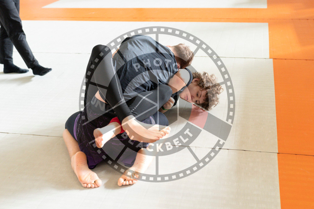 20240915PBB0382 | Athletes compete during the Grappling Industries’ grappling and Brazilian jiu-jitsu competition in Berlin, on September 15, 2024.