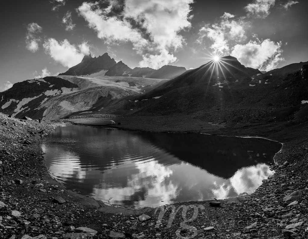 20240821-Arolla-251-HDR-Pano | Die ideale Geschenkidee für Naturliebhaber. Naturbilder von Marcel Gross Photography für ihr Zuhause in den verschiedensten Formaten und Materialien. - Realisiert mit Pictrs.com