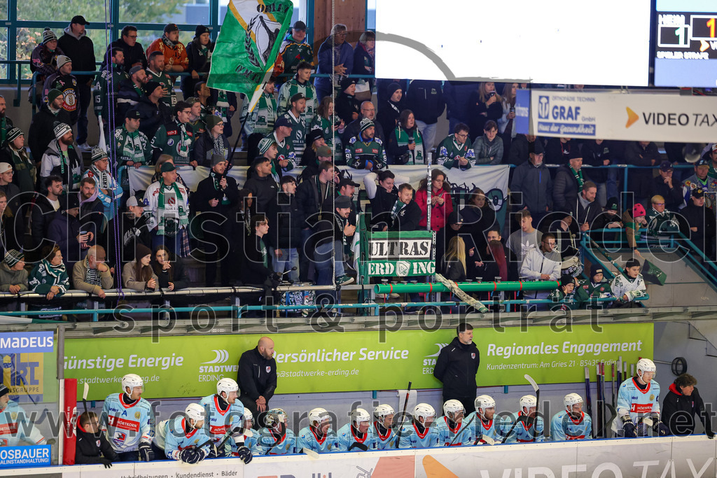 2025-10-05_080_TSV_Erding_gegen_Heilbronner_Falken | Erding, Deutschland, 05.10.2025:Eishockey, Oberliga Süd 2025 / 2026, 6. Spieltag, TSV Erding gegen Heilbronner Falken, Endergebnis: 3:1Foto: Christian Riedel / fotografie-riedel.net