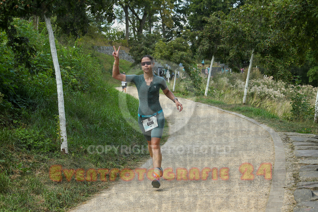 250824_1432_EX1_6590 | Sportfotografie im Rhein-Sieg Kreis, Köln, Bonn, NRW, Rheinland Pfalz, Hessen, etc. Unser Tätigkeitsfeld umfasst den Laufsport vom Volkslauf über den Marathon, Duathlon, Triathon bis zum Ultralauf wie Kölnpfad Ultra oder Schindertrail.