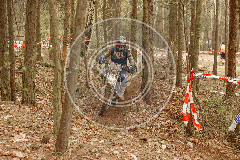 2TaktLauf1-576 | koppe-media - Realisiert mit Pictrs.com