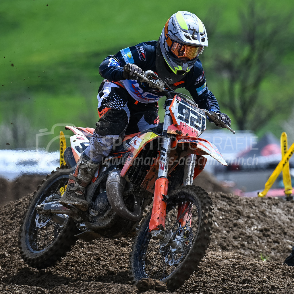 Motocross Schlatt bei Winterthur - 29. April 2023 | #921 Buergler Kris aus Illgau (CH) auf KTM in der Kategorie MX2 am Motocross Schlatt bei Winterthur, 29. April 2023.
Instagram: @mx_schlatt | @mc_wila | @sam_schweiz
Bild: Sportfotografie Markus Aeschimann | www.markus-aeschimann.ch - Realisiert mit Pictrs.com