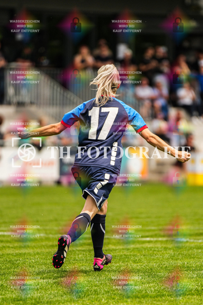 GER, FC Hauingen - SV Waldhaus, Frauen-Fussball, Rothaus Bezirkpokal, Finale, Saison 2024/2025, 29.05.2025 | GER, FC Hauingen - SV Waldhaus, Frauen-Fussball, Rothaus Bezirkpokal, Finale, Saison 2024/2025, 29.05.2025Foto: TH Fotografie/Alessio Bosco