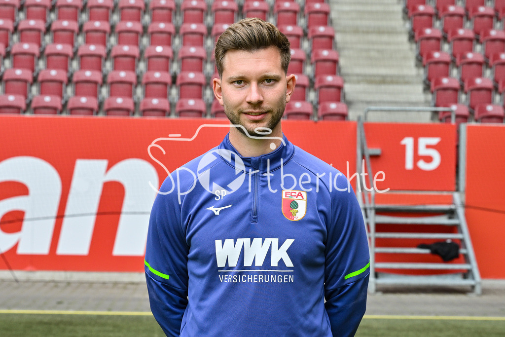 FC Augsburg 2025/26 | Sven PALINKASCH / Einzelfoto / Freisteller / Media Day FC Augsburg: WWK-Arena am 06.08.2025