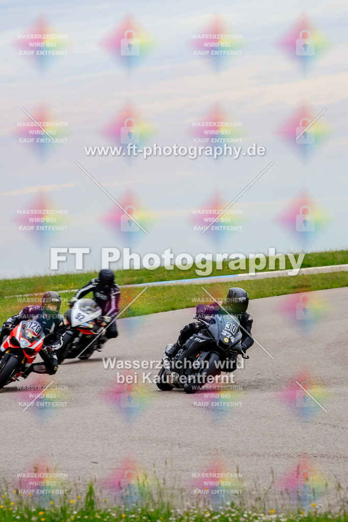 MotoTeam-1825 | Hier findet Ihr Bilder von Touristenfahrten auf der Nürburgring Nordschleife oder von anderen Veranstaltungen die ich besucht habe. Viel Spass beim Durch Schauen 