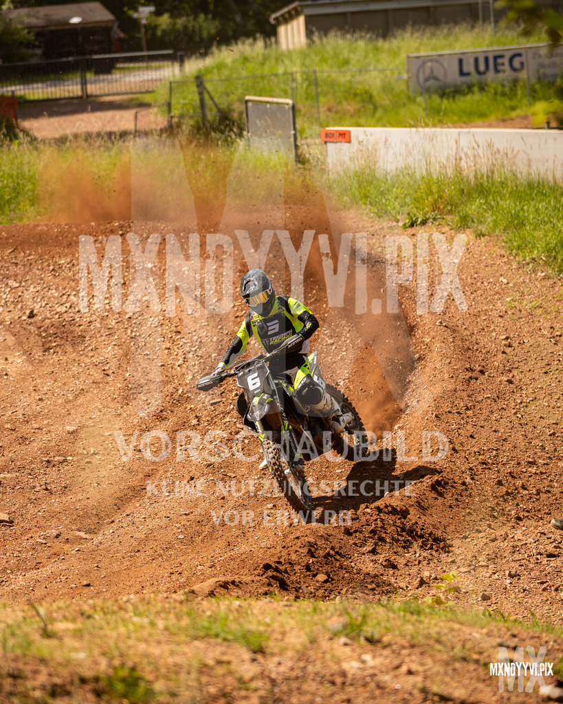 866A1153 | mxndyyvipix