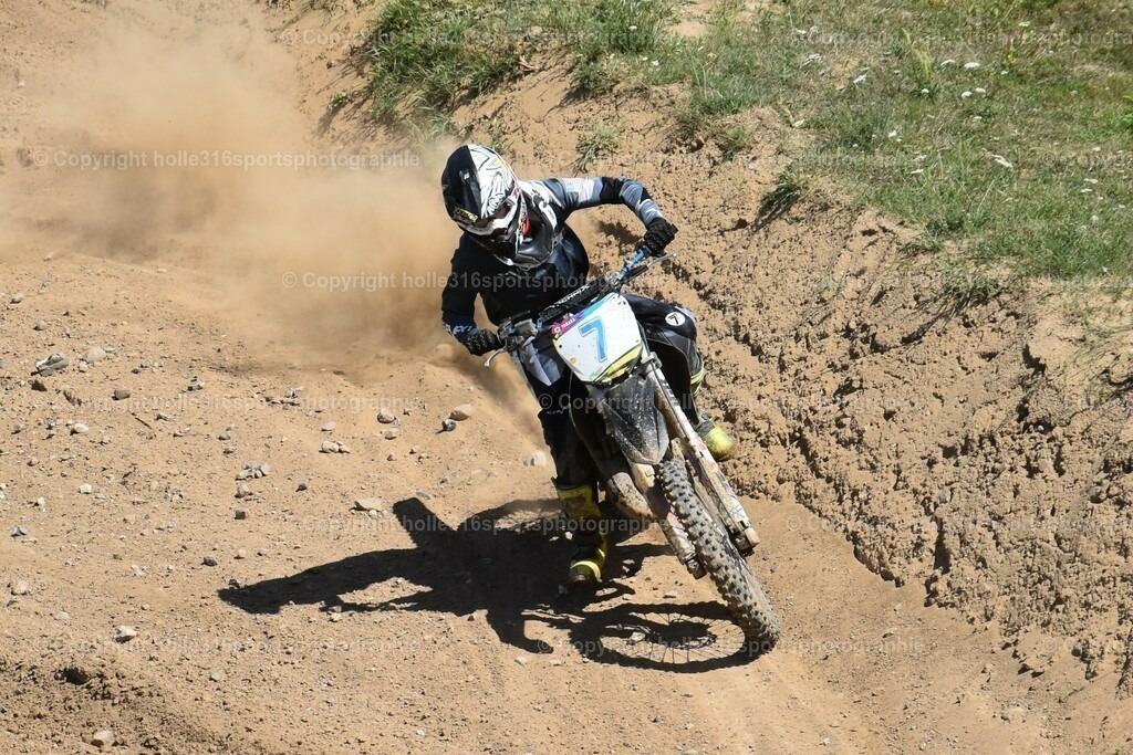 DSC_0242 (2) | Sportfotografie , Motorsport, Motoross, Reitsport, Mointainbike, Enduro,
Landschaft , Outdoor, Eventfotografie, Landschaft, Bilder online bestellen - Realisiert mit Pictrs.com