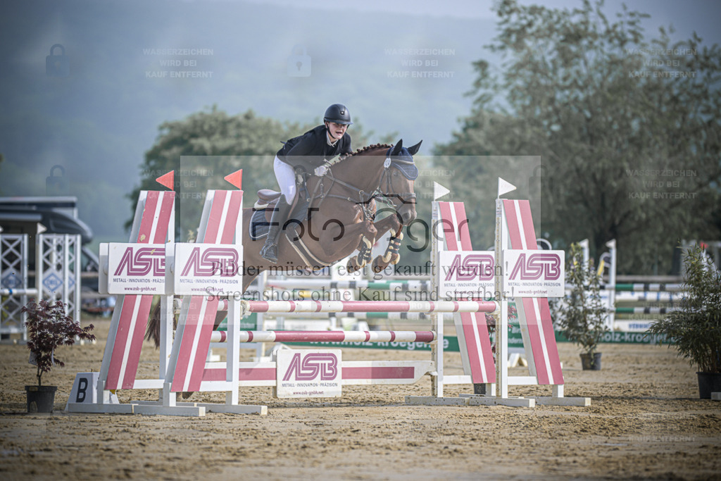 20240511-DOS_2740 | Entdecke hochwertige Reitturnierfotos von Foto Oger. Professionell, emotional und authentisch – jetzt Lieblingsmomente im Shop bestellen. - Realisiert mit Pictrs.com