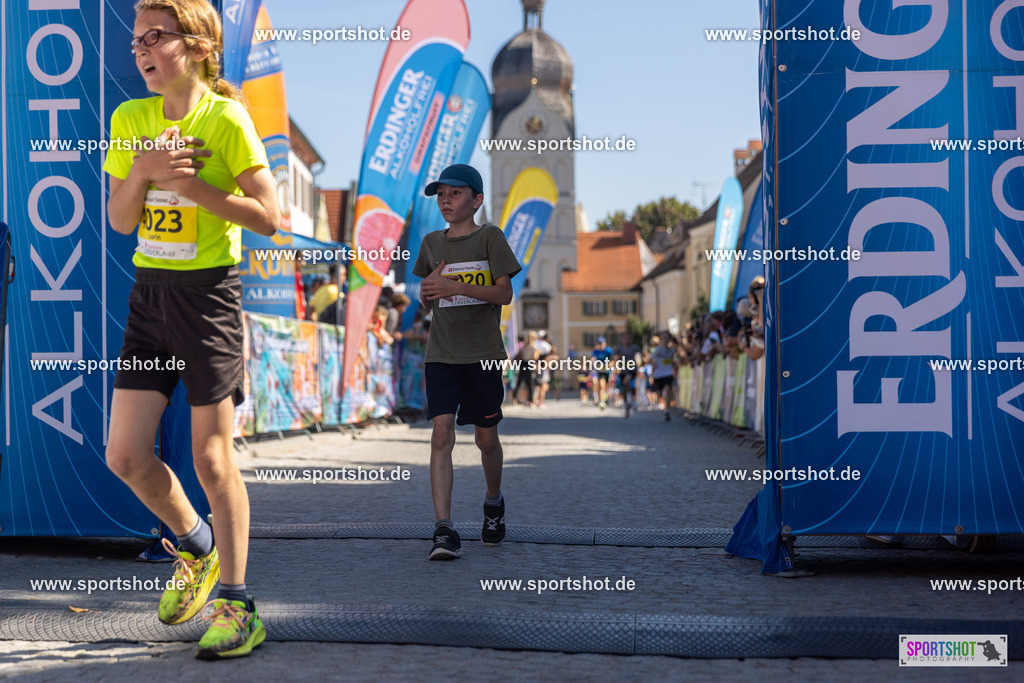 VJ__3370 | Stadtlauf Erding 2025 #stadtlauferding #erdingstadtlauf #stadtlauf_erding #laufmotivation #trisporterding #yourpictrs #sportshot_your_pictrs