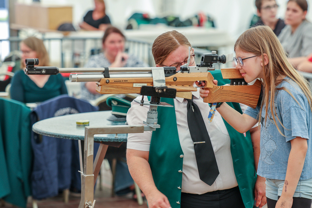 top-top.de-250531-039 | Foto, Video, Fotografie, Videografie, Fotobox, DJ, Discjockey, Musik, Musikbox, Veranstaltung, Photobooth, Amazon, Ebay, Buchtipp, Bestseller, Autor, Verlag, Buch, Wesel, Hamminkeln, NRW, Dinslaken, Rees, Drohne, Hochzeit, Party, Fotobox, Wesel, Fotograf