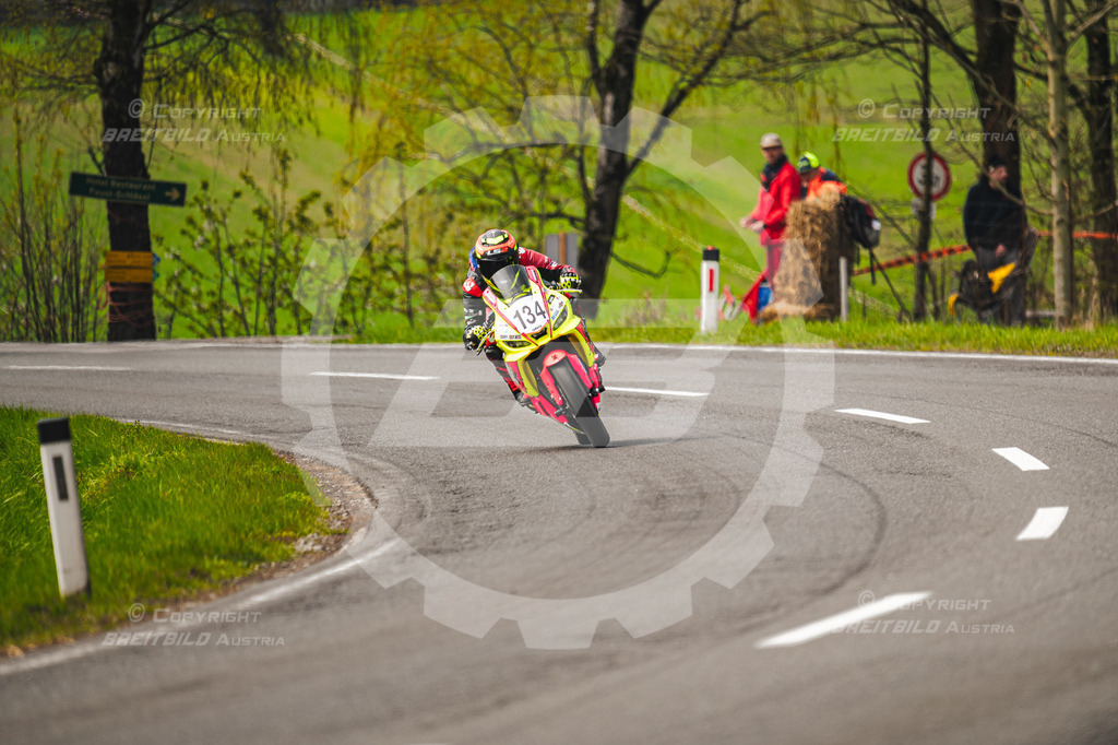 0365 - Bergrennen Landshaag2026 | BREITBILD Austria Webshop

Finde Fotos von: Breitbild, Breitbild Austria, Landshaag, Europeanbikers, KTM, BMW, Bergrennen, Bikeporn, Carporn, Bikes, Cars, Fotografie, Oberösterreich, Österreich, Berufsfotograf, Motorradteile Ganster, Julbach, Pannoniari - Realisiert mit Pictrs.com