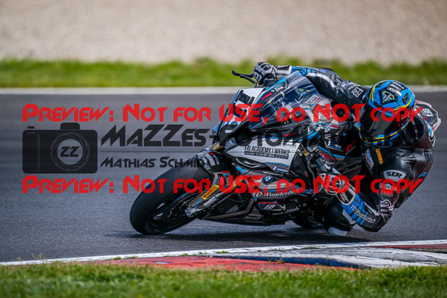 MaZZes_FotoMatrix_220506_90623 | Fotograf Mathias Schmid
Sportfotograf,
Eventfotograf,
Hochzeitsfotograf,
Portraitfotograf