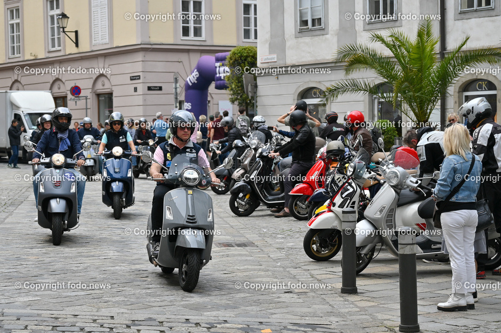 Vespatreffen Bar Balu_ Linz_ 20.05.2023-65 | 20.05.2023, Linz, AUT, Altstadt Linz, im Bild Vespatreffen Bar Balu


©Harald Dostal / fodo.news