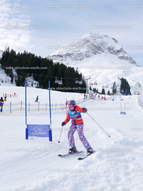 Lars (4) | Photos von der Skischule Warth - Realisiert mit Pictrs.com