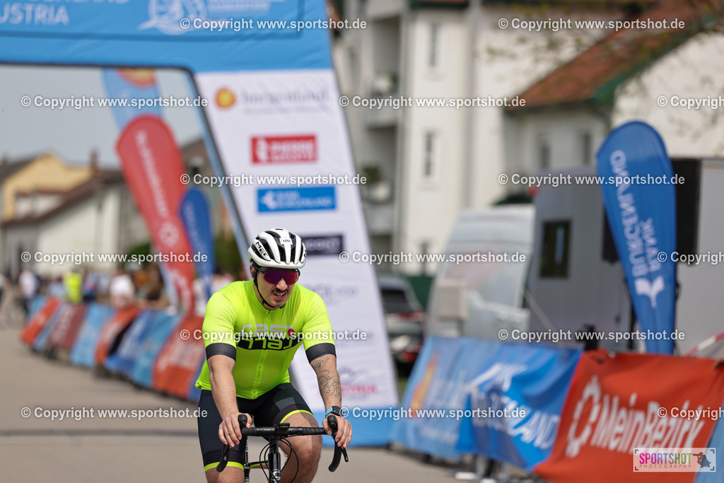 VJ__9342 | Neusiedlersee Radmarathon 2026@sportshot_your_pictrs #yourpictures#roadtowm2029 #nrm #neusiedlerseeradmarathon #neusiedlersee #neusiedlerseetourismus #burgenland #mörbisch #nrm26 #burgenlandtourismus #voglundco #poweredbyburgenlandtourismus #radsport #rad #marathon #ucigranfondo #visitburgenland #ucigranfondoworldseries