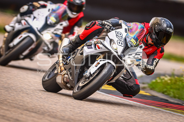 0978-240808_SR-008_978 | Deine Full-Service-Agentur für ✔️Videoproduktionen und ✔️Motorsportfotografie Jetzt Angebot anfragen!