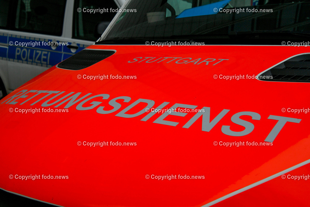 Deutschland_ Baden-Wuerttemberg_ Stuttgart_ 17.04.2025-5 | 17.04.2025, Deutschland, GER, Baden-Wuerttemberg, Stuttgart, im Bild Themenbild, DRK - Deutsches Rotes Kreuz - Rettungsdienst, Rettung, Einsatz, Schrift, Logo, Feature, Symbolbild