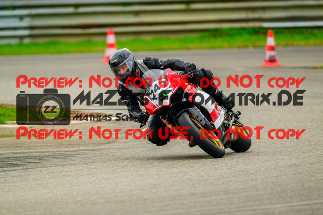 MaZZes_Fotomatrix_20241002_6007705_8207 | INST