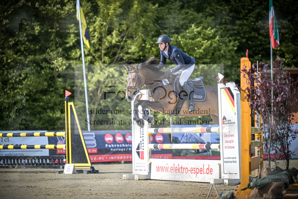 DOS_2865 | Entdecke hochwertige Reitturnierfotos von Foto Oger. Professionell, emotional und authentisch – jetzt Lieblingsmomente im Shop bestellen. - Realisiert mit Pictrs.com
