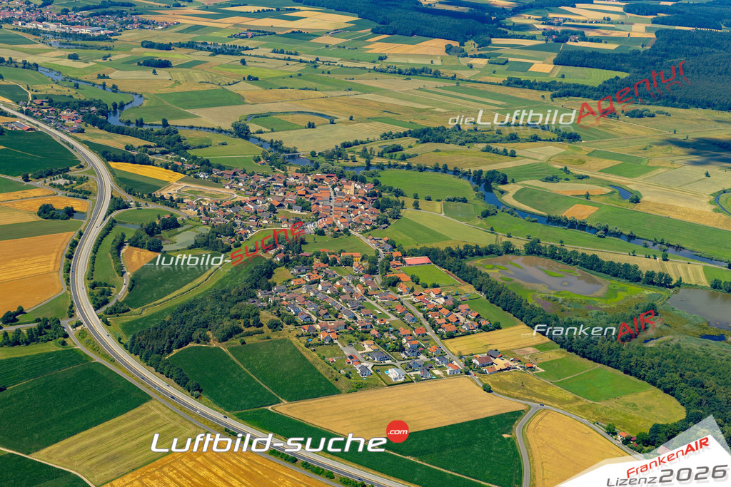 Die Luftaufnahme Untertraubenbach - Cham wurde 2022 vom Flugzeug aus (keine Drohne) erstellt. Hohe Auflösung -für große Poster und Wandbilder geeignet - Garantiert!