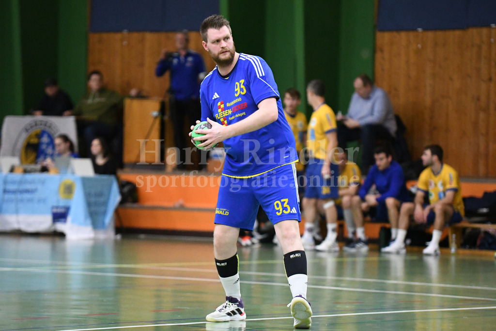 SSG Metten : MTV Pfaffenhofen | Sebastian „Air“ Klima (SSG Metten #93) - Realisiert mit Pictrs.com