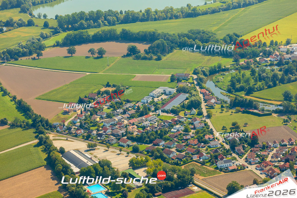 Luftaufnahme von Ruhstorf an der Rott Vs Google Maps- Die Luftaufnahme wurde 2025 vom UL-Flugzeug heraus erstellt ( keine Drohne ) - Hochauflösende Luftaufnahme - für professionelle Ausdrucke geeignet. Die Geschenkidee !Mit Lizenz und Bildrechte bestellbar